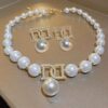 SHEIN 3pcs Set Luxury Exaggerated Letter & Large Pearl Necklace Earrings