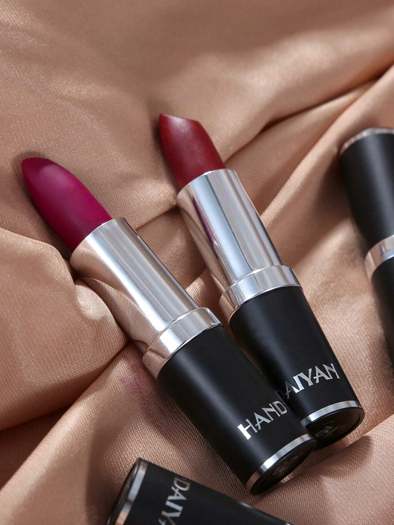 SHEIN HANDAIYAN Matte Mist Permanent Moisturizing Lipstick Velvet #11 - Image 4
