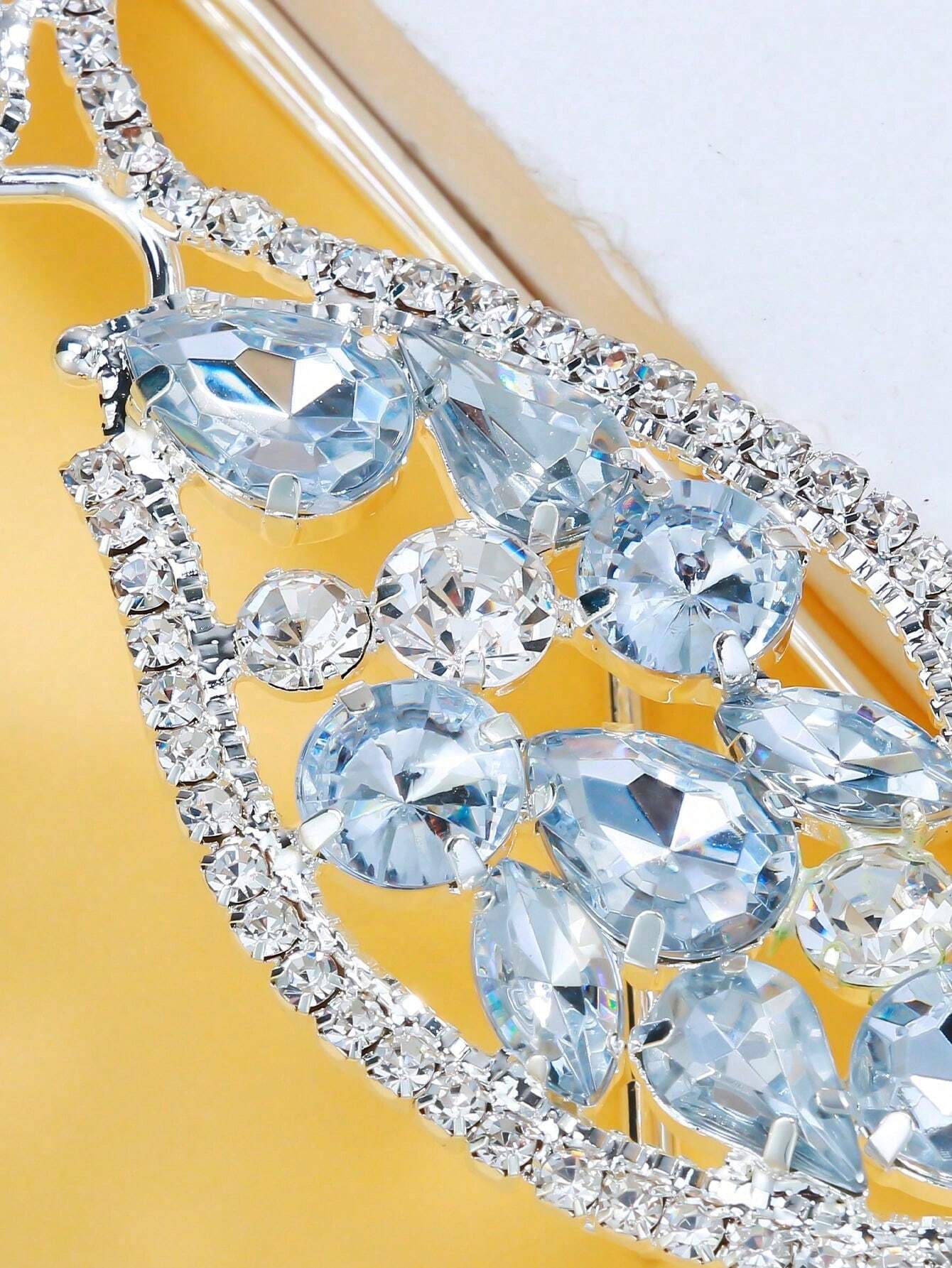 SHEIN STONEFANS Stonefans Crystal Geometric Sunglasses - Image 3