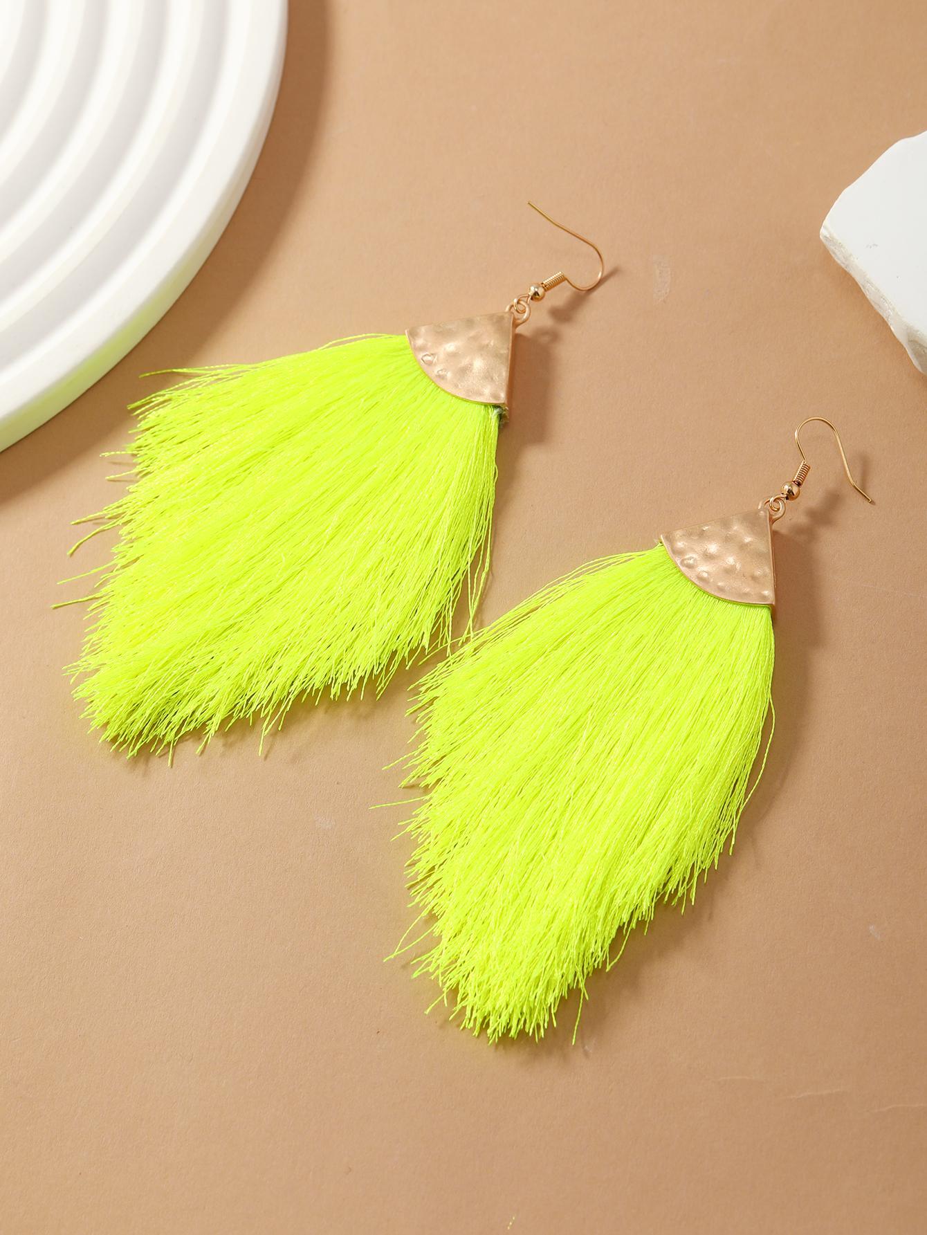 SHEIN 1 Pair Bohemian Style Glowing Color Hollow Triangle Fringe Drop Earrings - Image 3