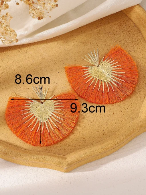 SHEIN 1pair Western Style Personality Retro Exaggerated Heart Shaped Fan Tassel Earrings - Image 3