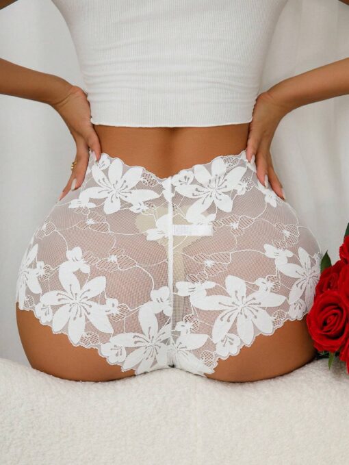 SHEIN 1pc Sexy Lace Ladies Breathable Simple Romantic Women's Briefs