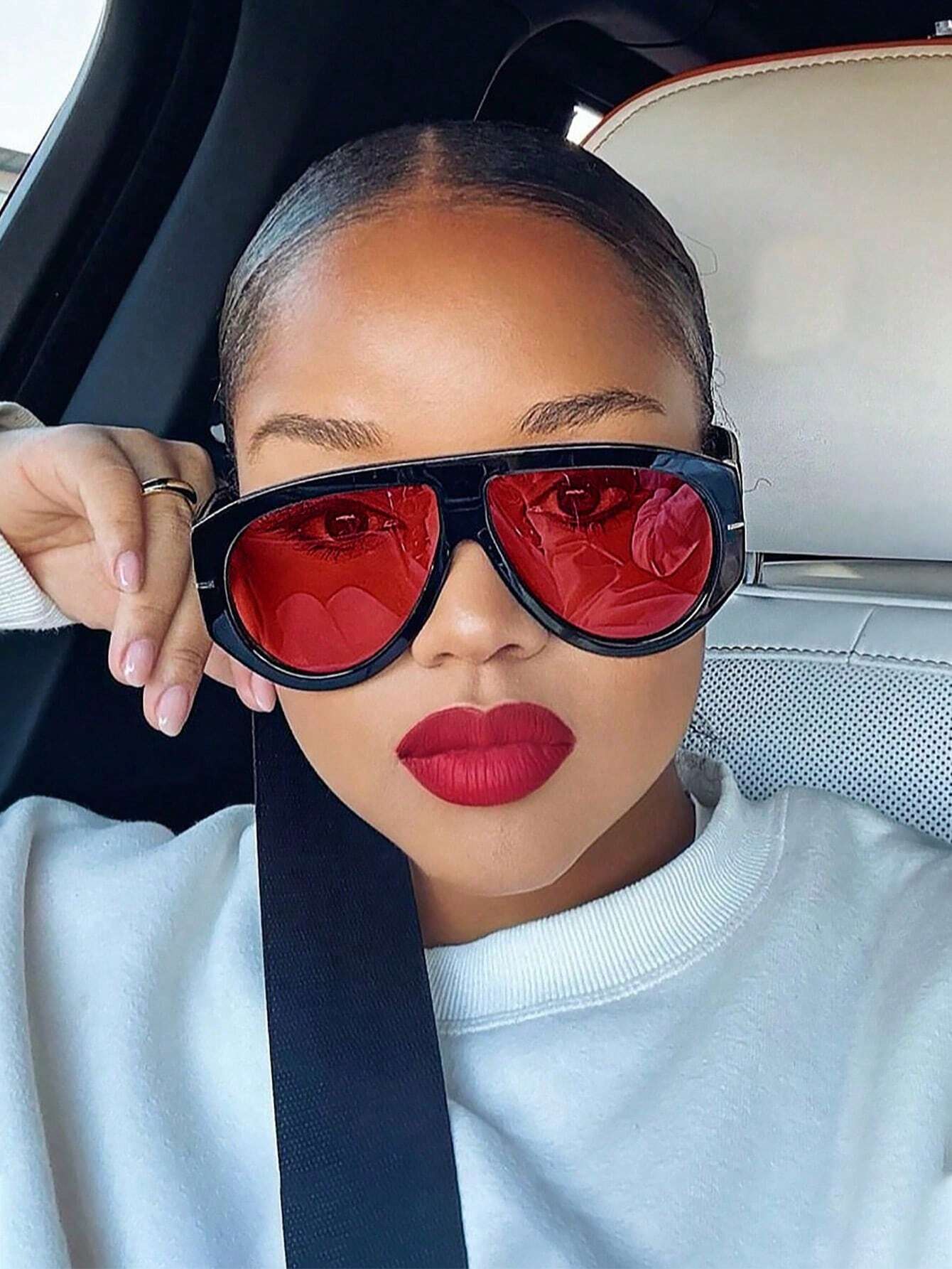 SHEIN 1pc Oversized Sports Fashion Glasses