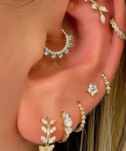 SHEIN 8pcs Exquisite Synthetic Cubic Zirconia Leaf Geometric Ear Clip Stud Earring Set