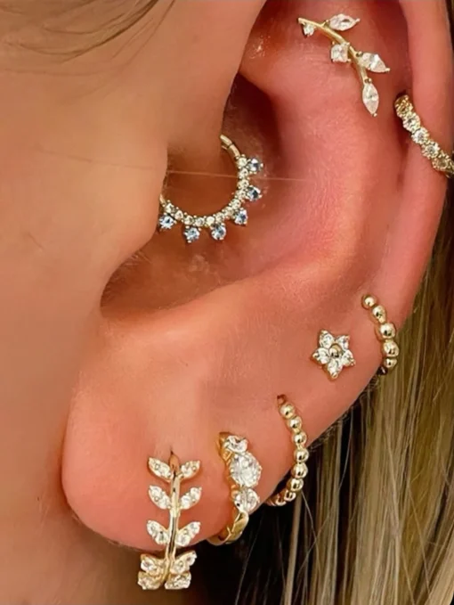 SHEIN 8pcs Exquisite Synthetic Cubic Zirconia Leaf Geometric Ear Clip Stud Earring Set