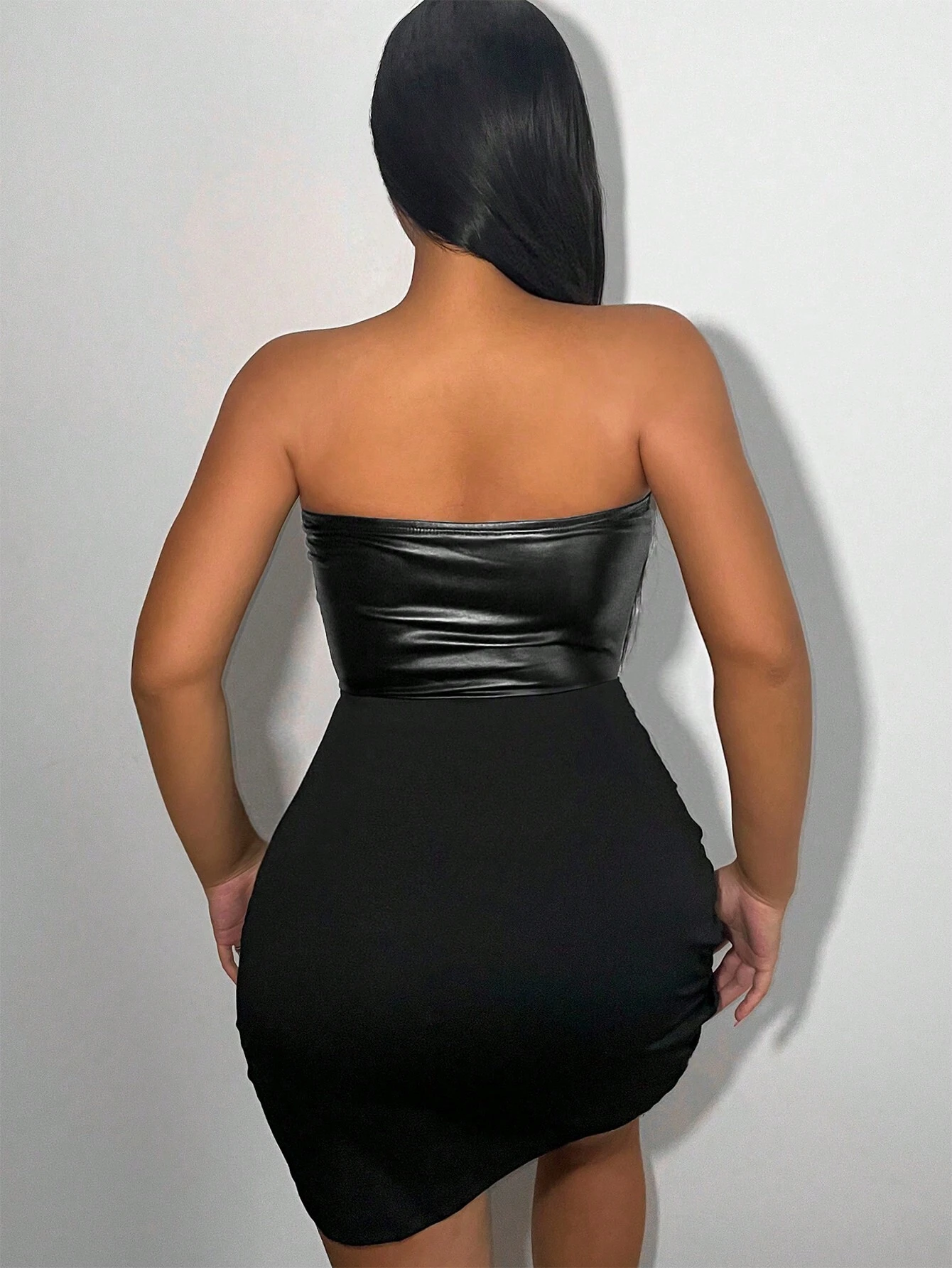 SHEIN Foxxy Solid Ruched Side Tulip Hem PU Leather Tube Bodycon Dress - Image 2