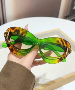 1pc Unisex Oval Thick Lip Y2K Retro Street Fashion