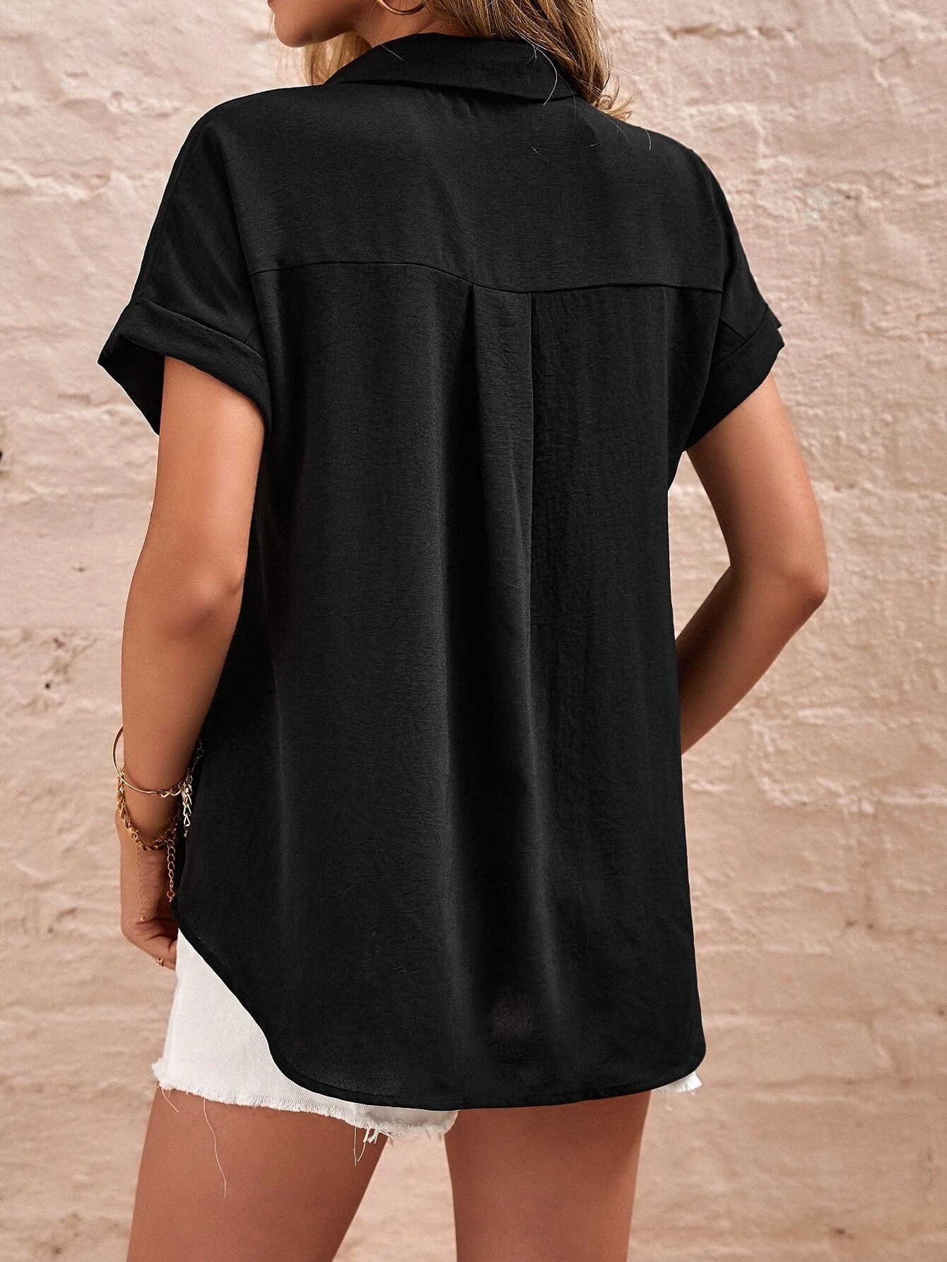SHEIN LUNE Patched Pocket Batwing Sleeve Shirt,Short Sleeve Tops - Image 2