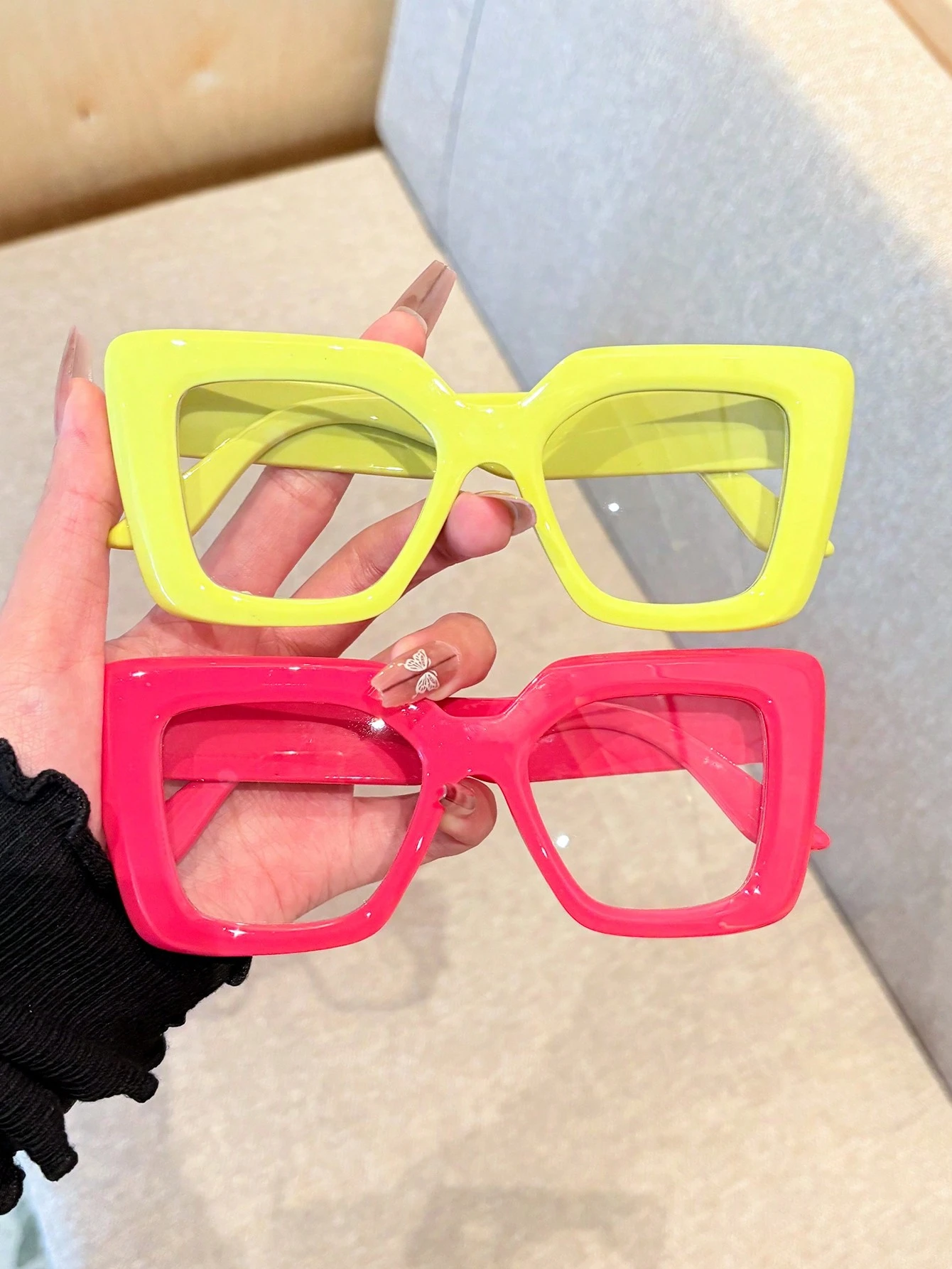 SHEIN 1pc Women's Fashionable Square Cat Eye Large Frame Colorful Stylish Glasses