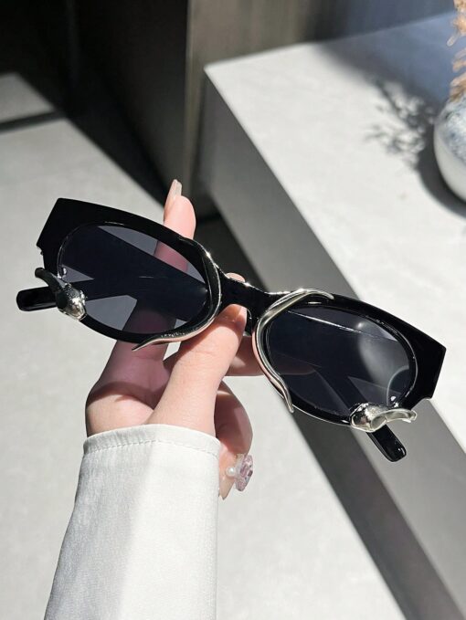 SHEIN 1 Pair Unisex Fashionable Retro Sunglasses - Image 2