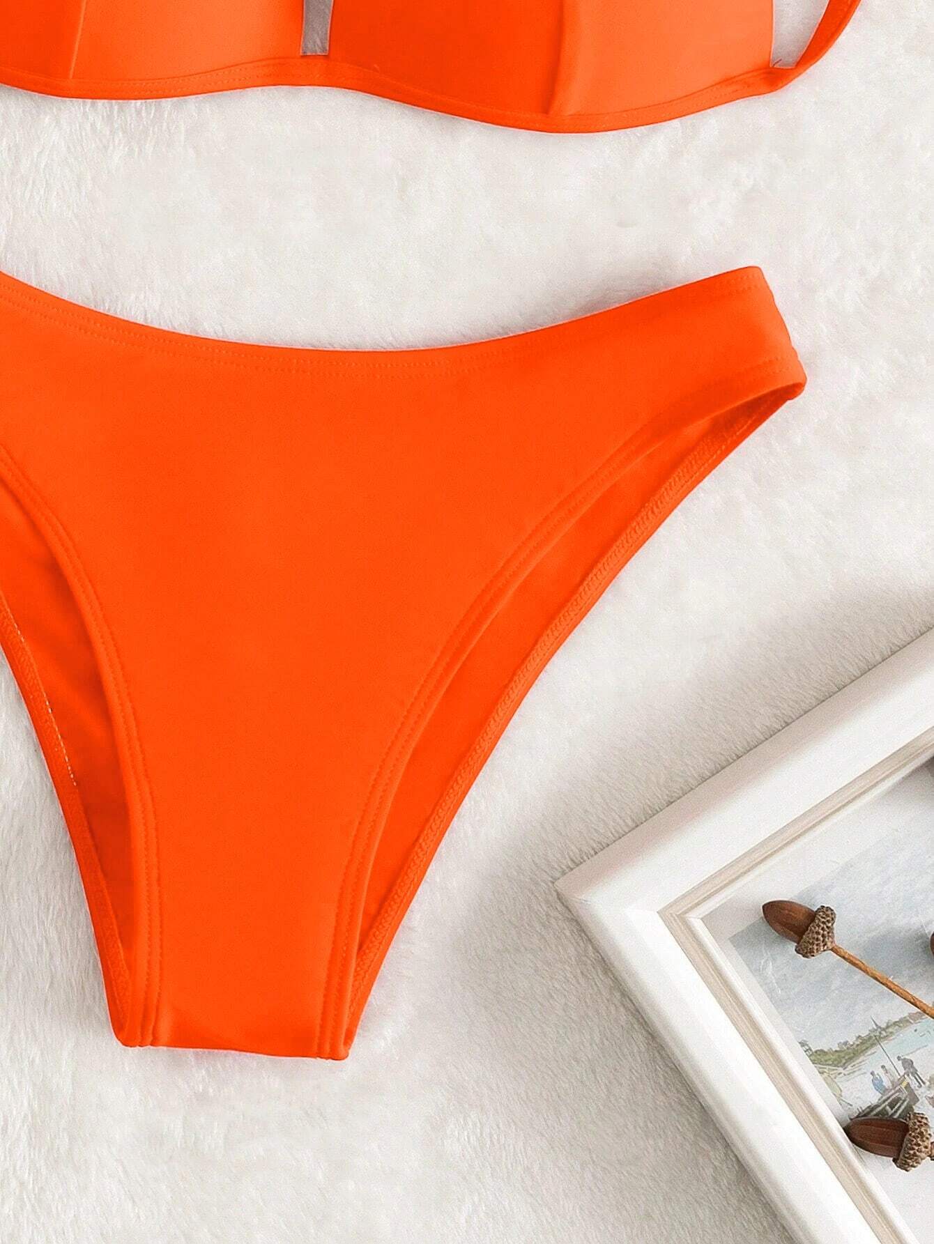 SHEIN Swim Basics Women Summer Beach Solid Halter Simple And Fashionable Two-Piece - Image 3