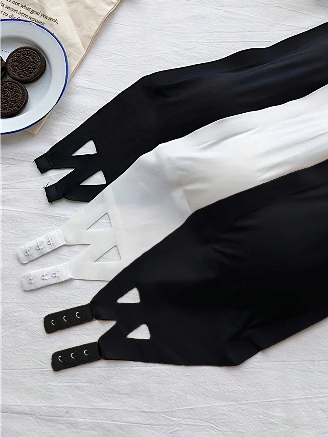 SHEIN Tween Girls Strapless One-Shoulder Seamless Ice Silk Tube Top Breathable Anti-Flash - Image 3