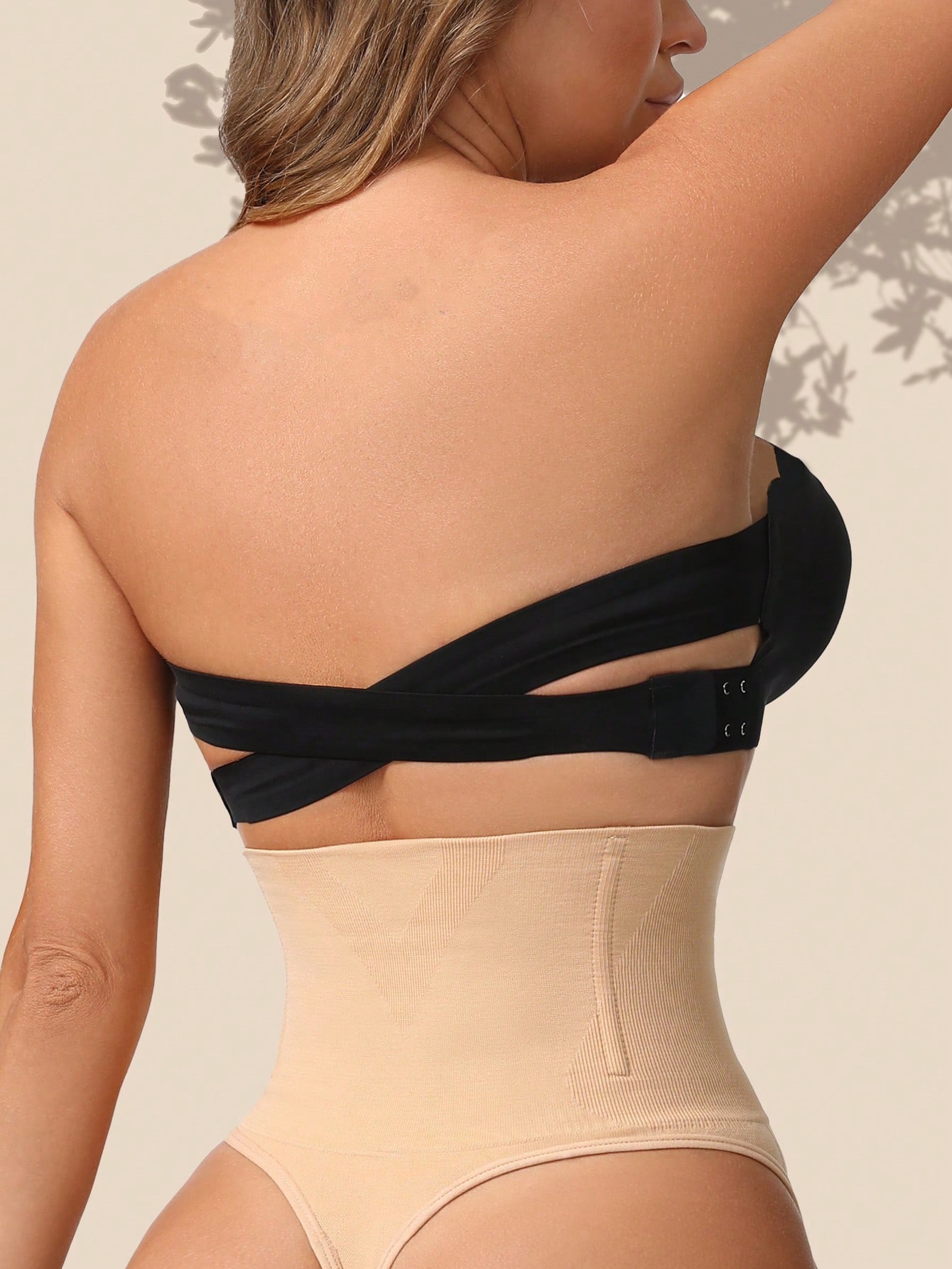 SHEIN Women's Strapless Tube Bra Push Up Bandeau Bra Seamless Wireless - Image 4