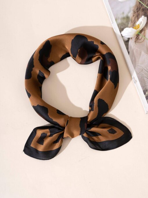 SHEIN 1pc Leopard Print Square Scarf, Headband, Hair Accessory - Image 2