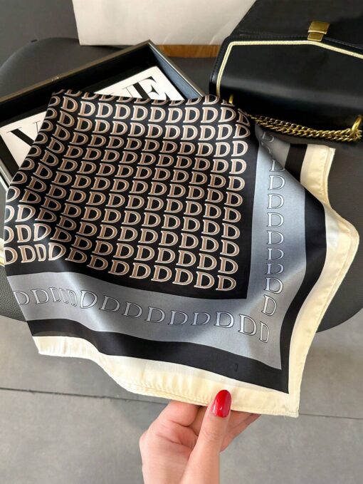 SHEIN 1pc New Arrivals Silk Feel 'd' Letter Printed Bandana