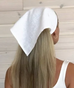 SHEIN 1pc Pure White Triangle Scarf Boho