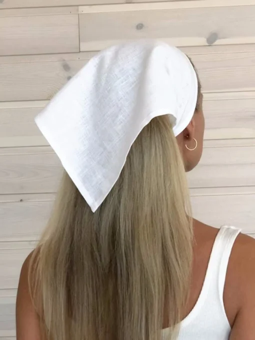 SHEIN 1pc Pure White Triangle Scarf Boho