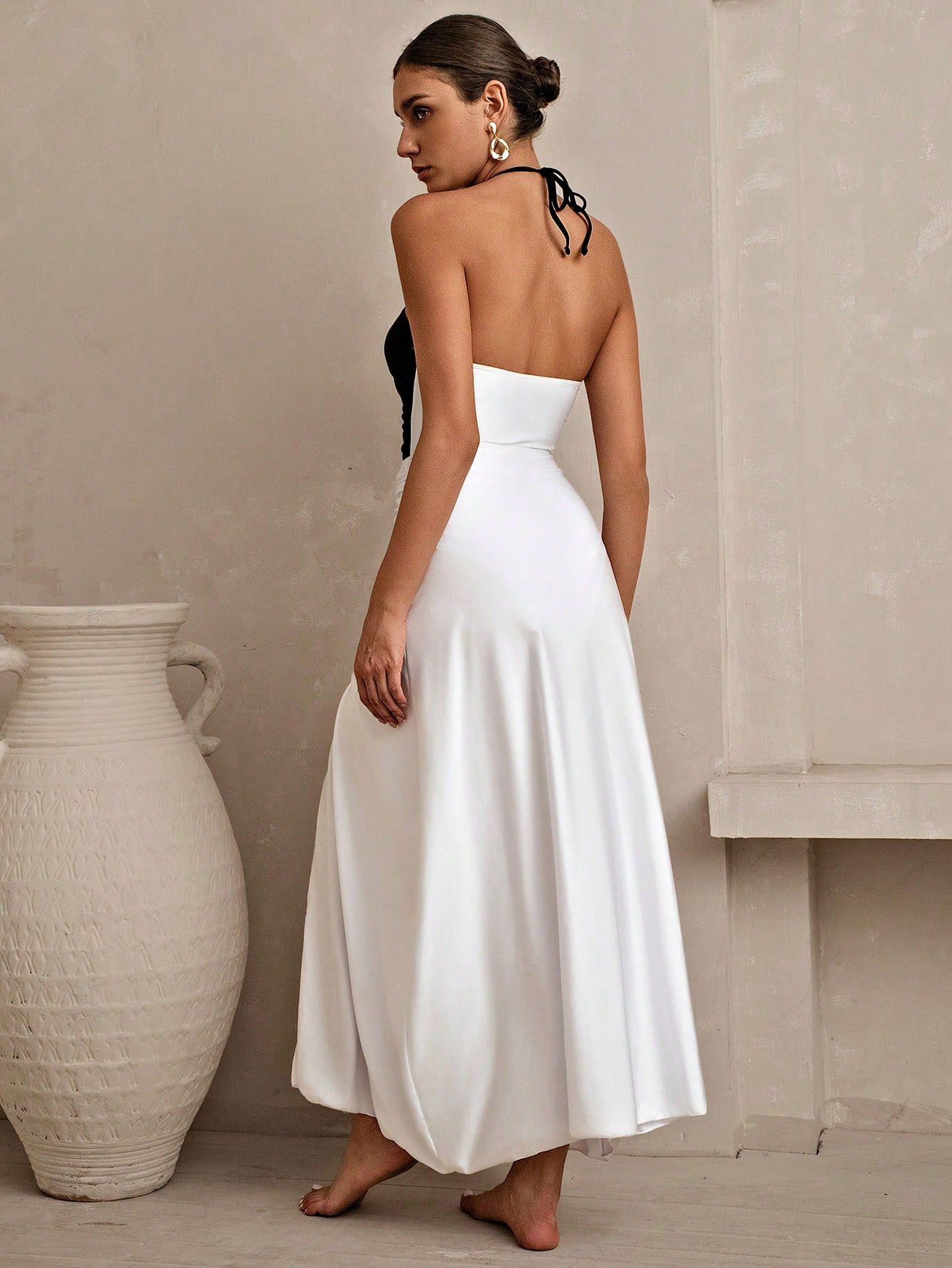 SHEIN Swim Oasis Luxurious High-End Color Block Splice Halter One-Piece Swimsuit - Image 2