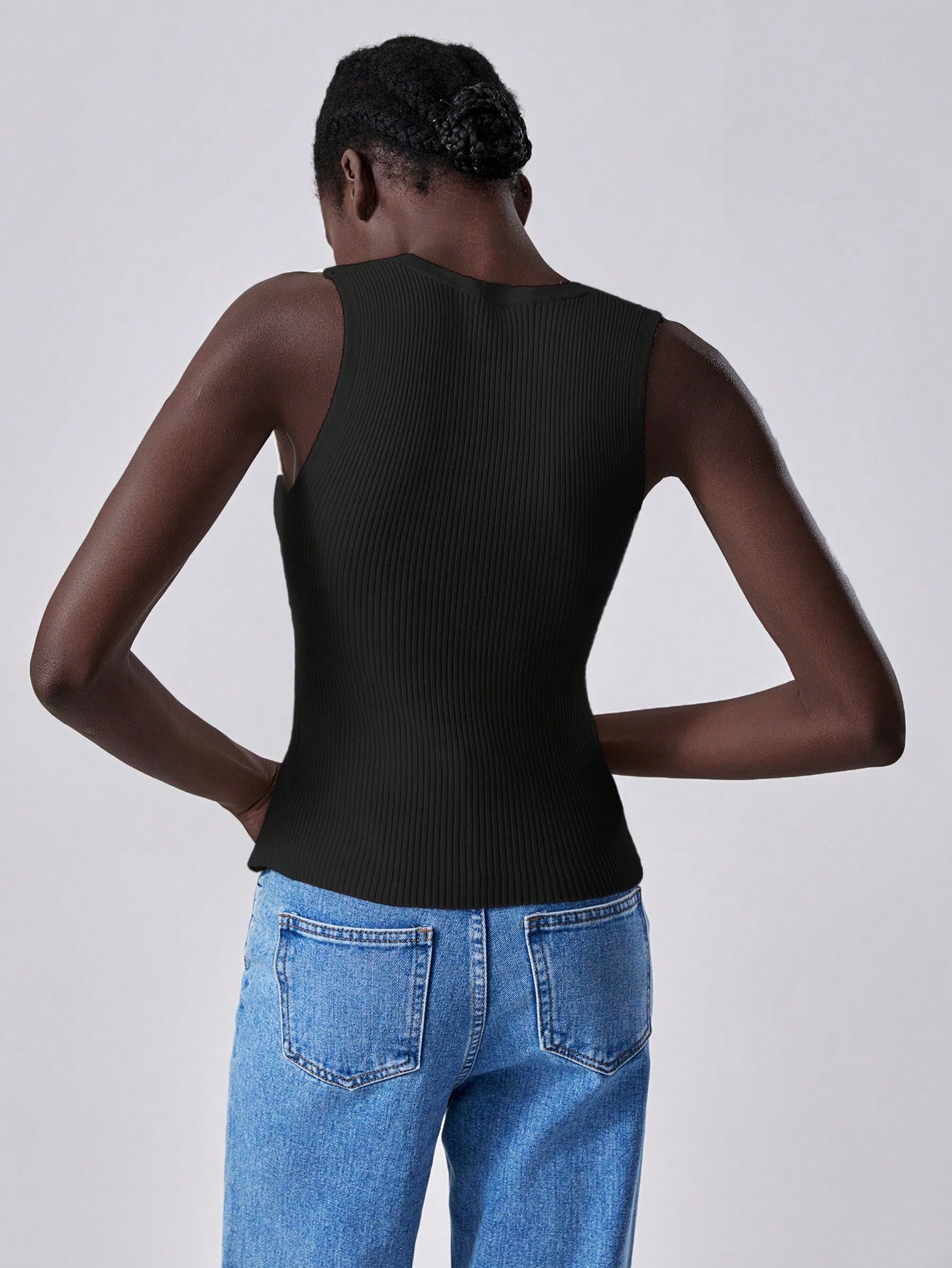 SHEIN Lumivelle V-Neck Floral Decor Cinched Waist Knit Top - Image 2