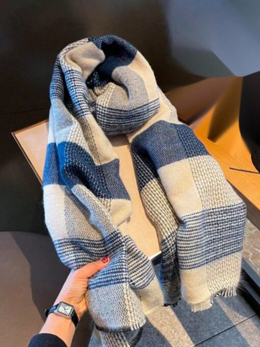 SHEIN Street 1pc Women's Winter Scarf, European And American Style White-Blue-Grey