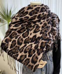 Alternative view of SHEIN 1pc Women's Winter Long Leopard Scarves Warm Soft Blanket Scarf