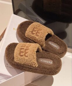 Women's New Thick Sole Fluffy Slippers