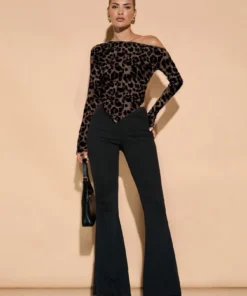 SHEIN BAE Women Leopard Print Off-The-Shoulder Top
