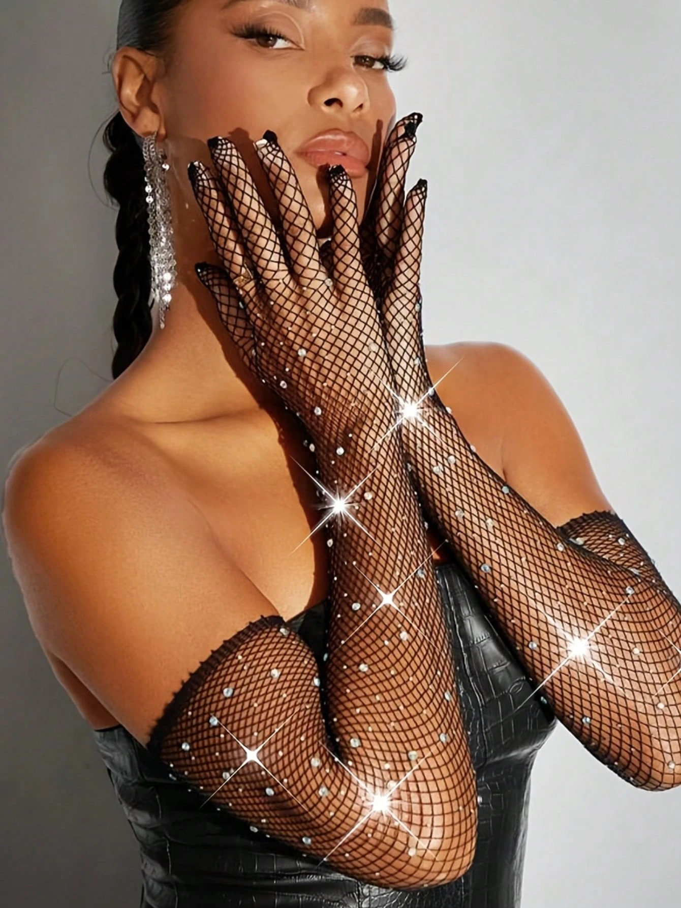 SHEIN Accessories 1 Pair Shiny Crystal Fishnet Gloves, Boho Retro Style Long Gloves